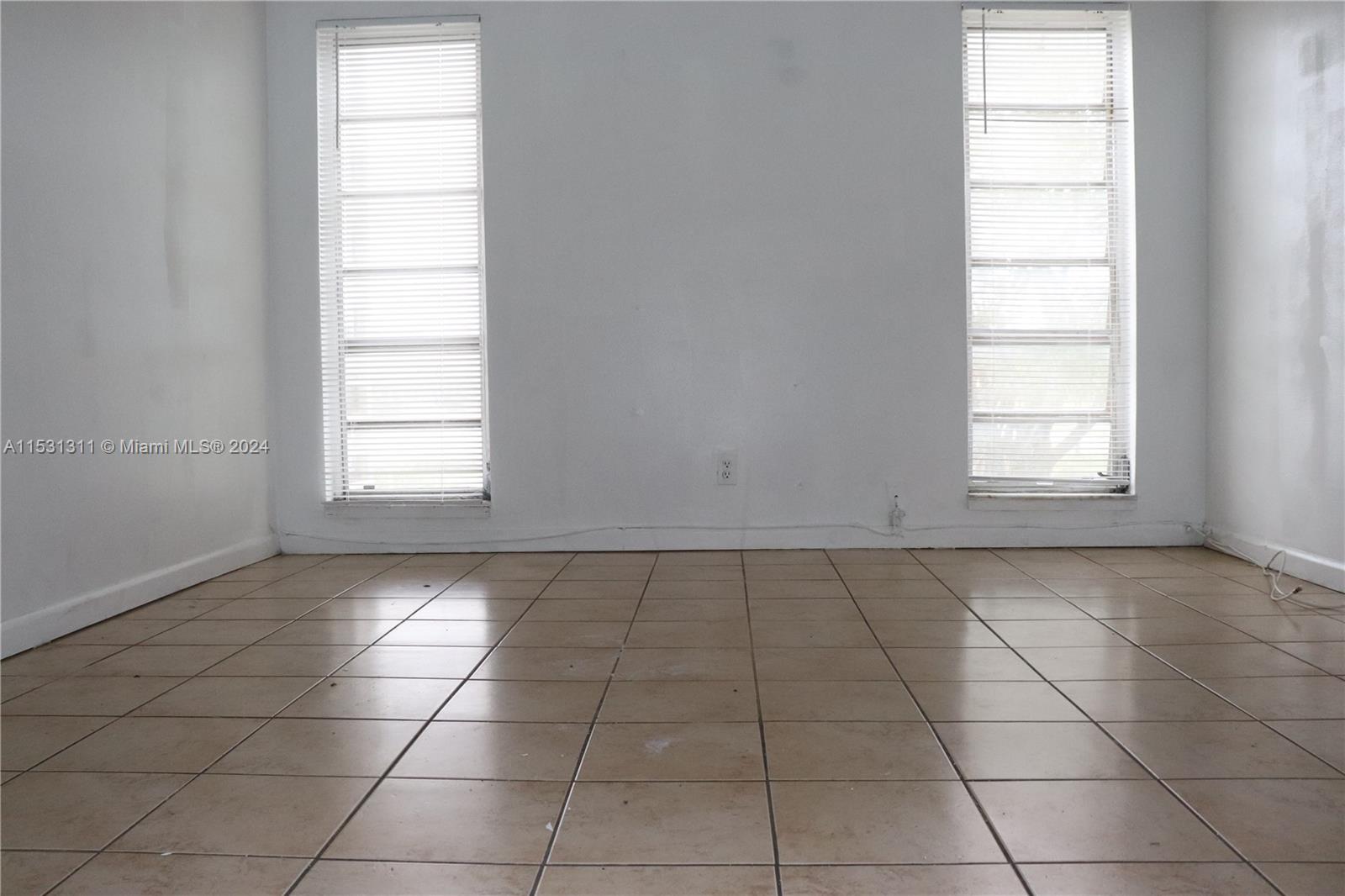 TOWN SQUARE CONDO - Residential