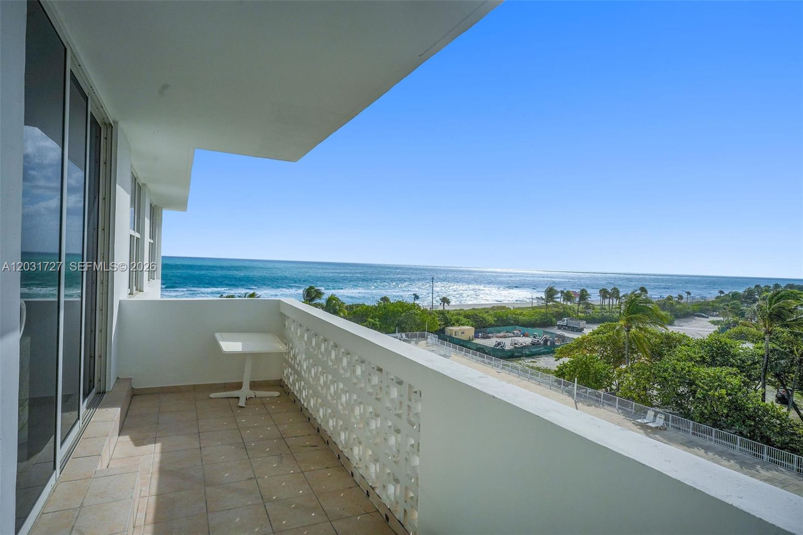 MIMOSA CONDO - Residential