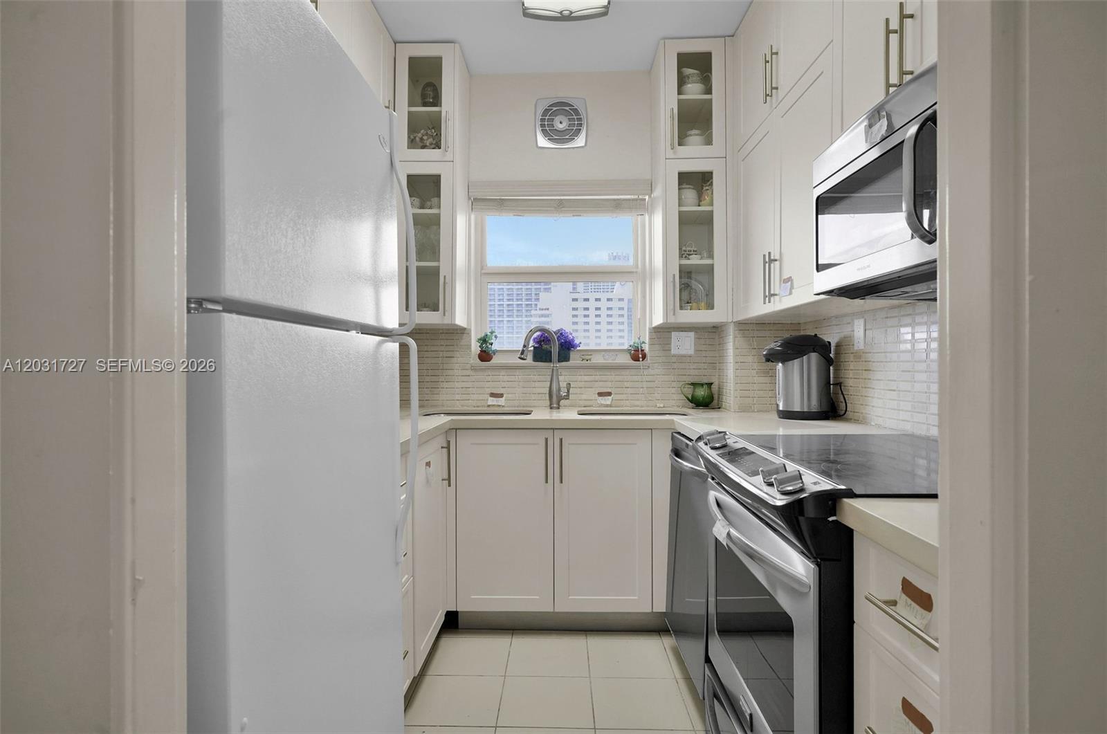 MIMOSA CONDO - Residential
