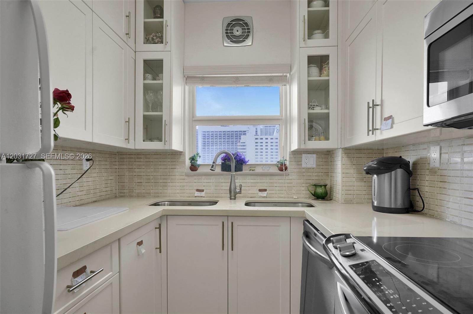 MIMOSA CONDO - Residential