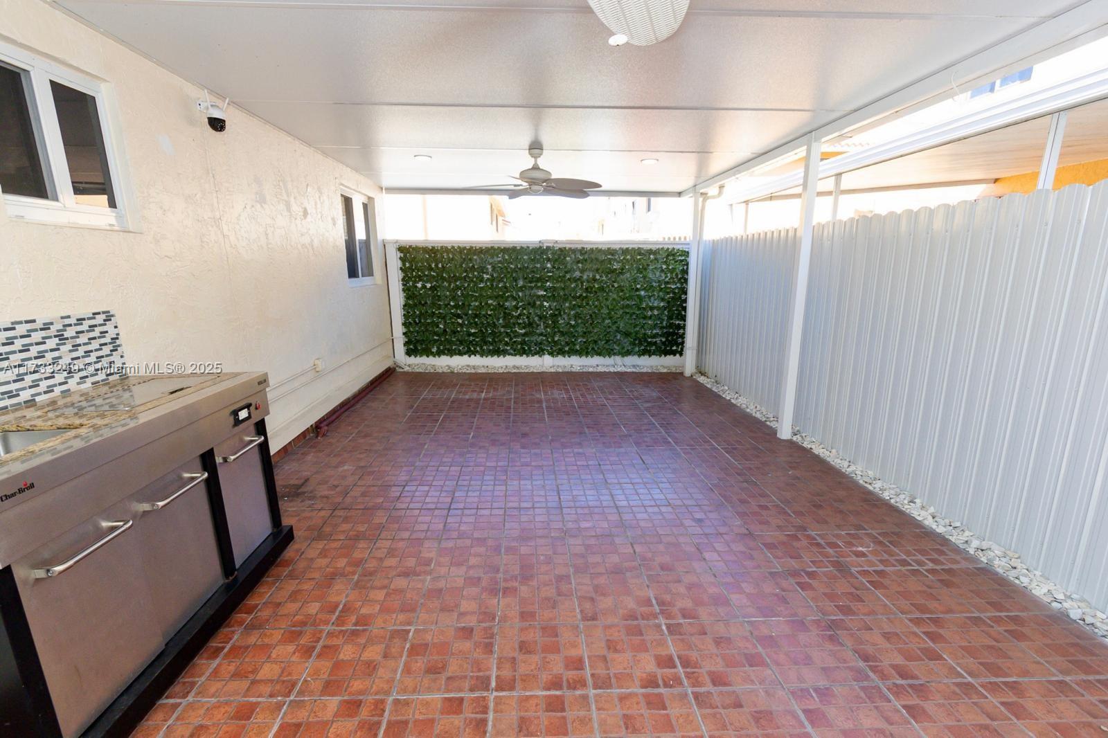 RESIDENCIAL EL PRADO COND - Residential Lease