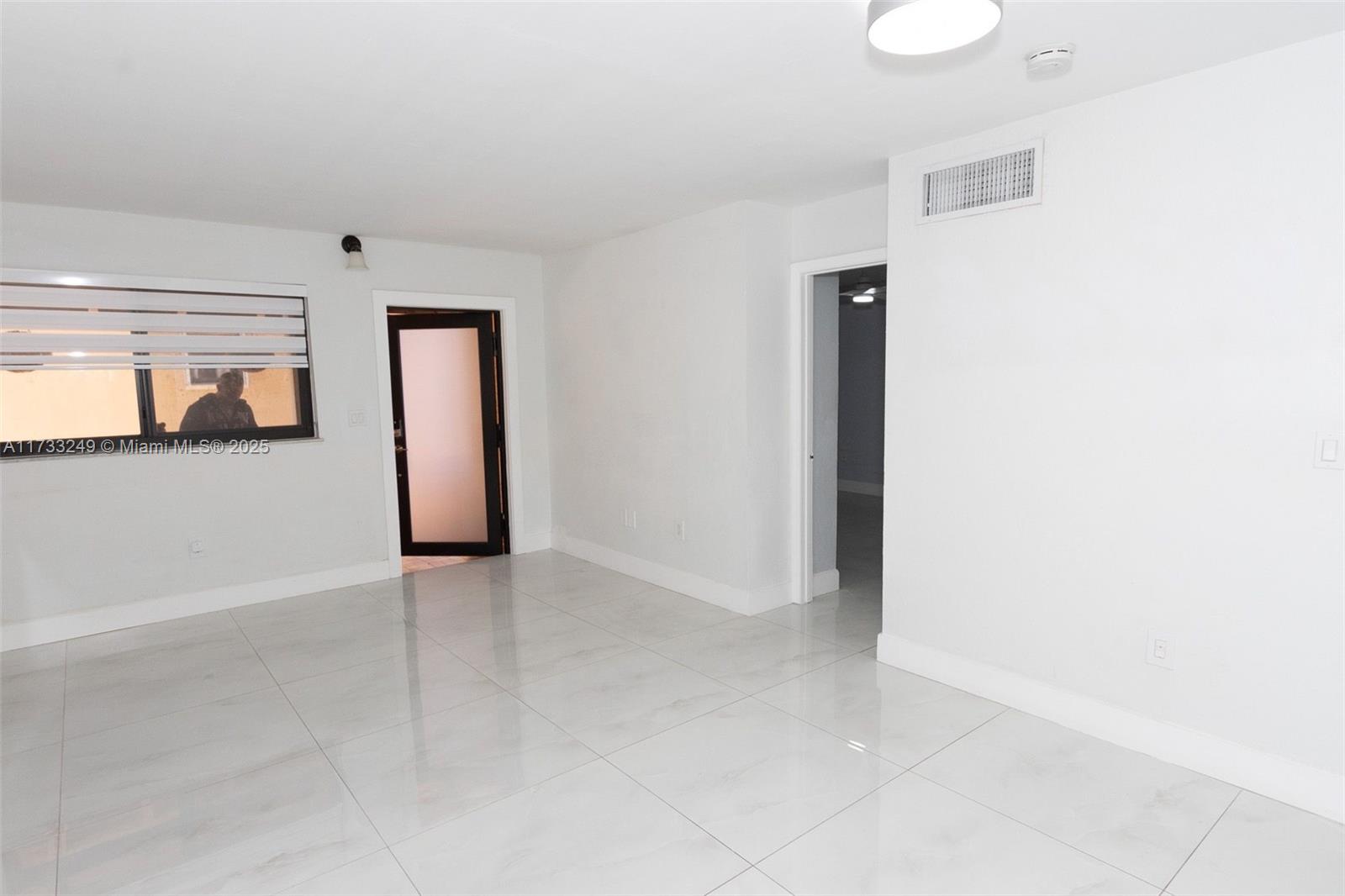 RESIDENCIAL EL PRADO COND - Residential Lease