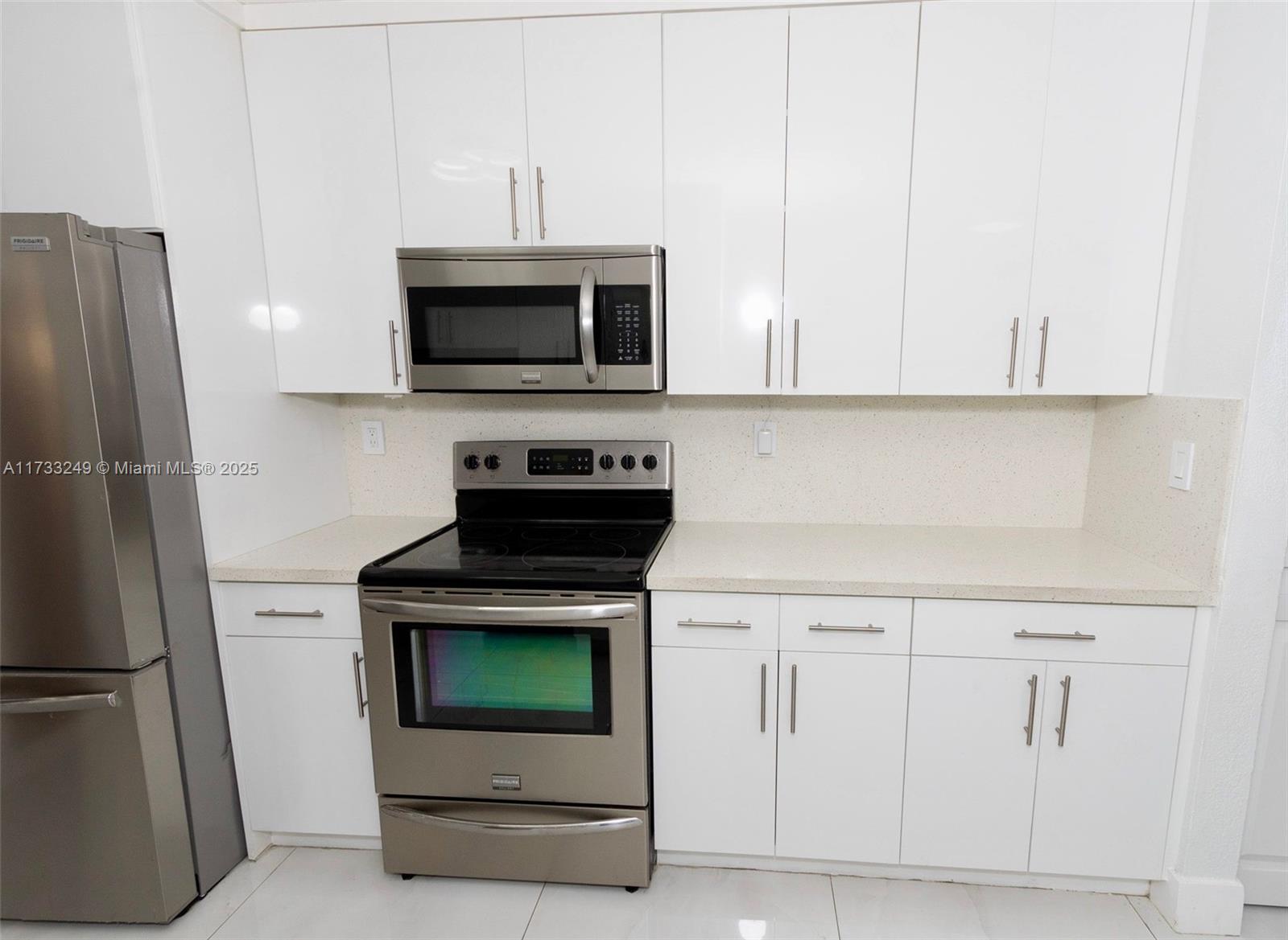 RESIDENCIAL EL PRADO COND - Residential Lease