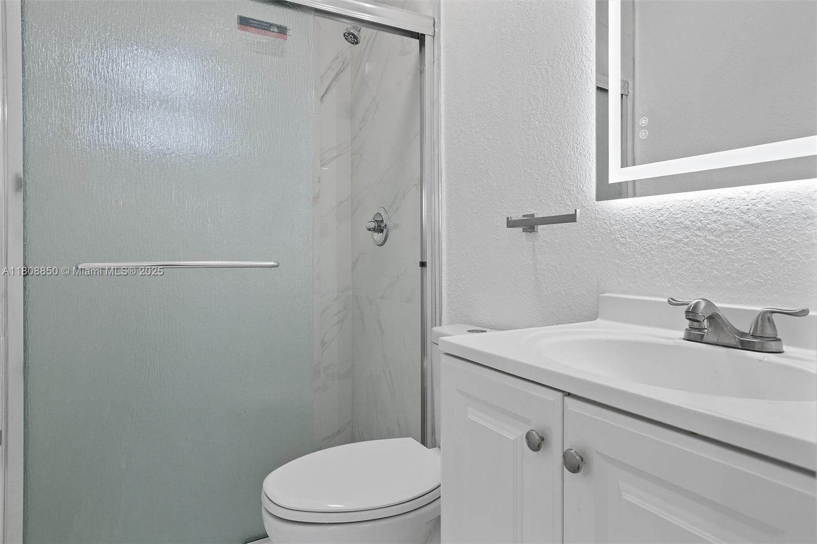 MYRTLE GROVE - Residential Lease