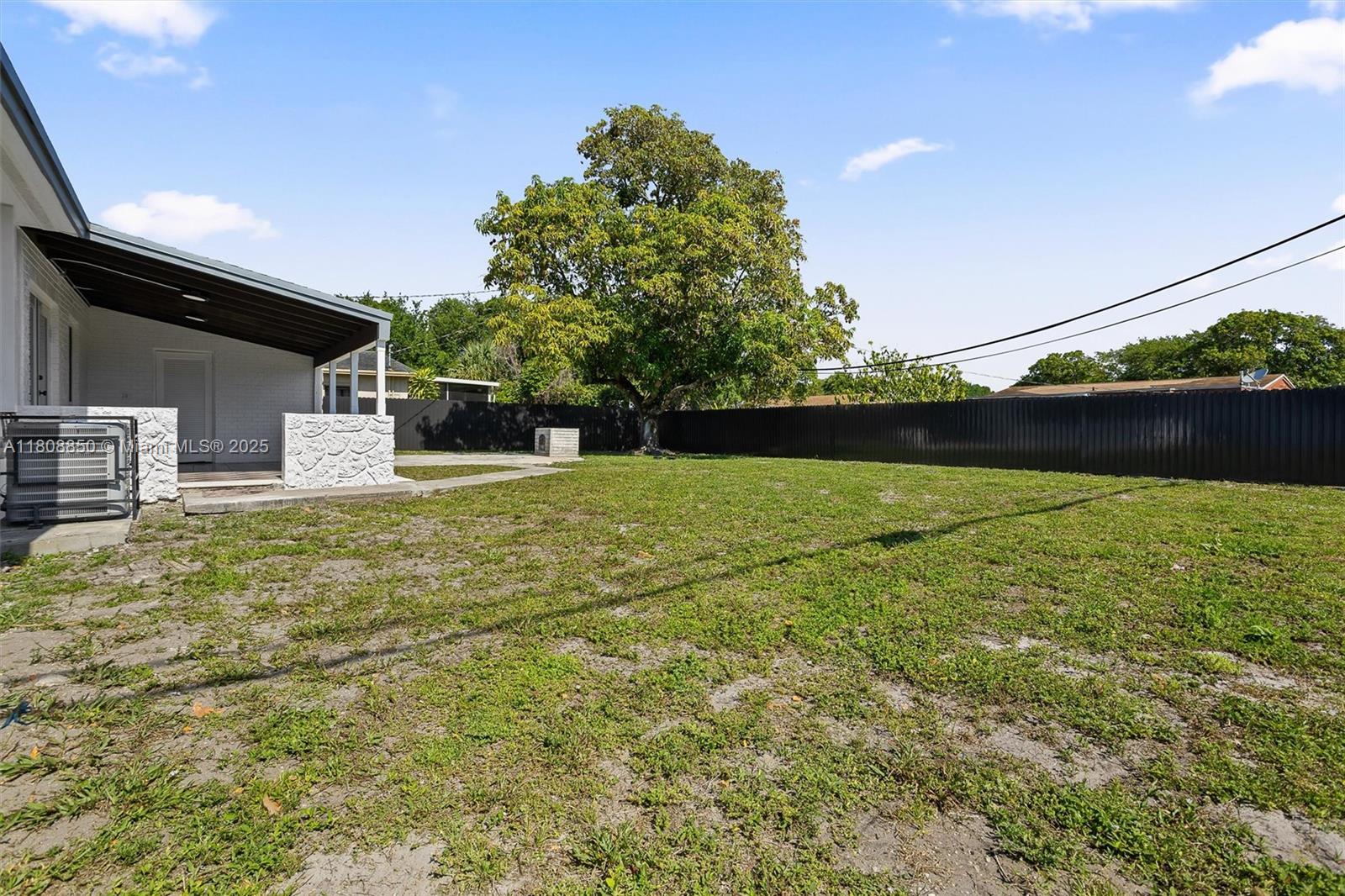 MYRTLE GROVE - Residential Lease