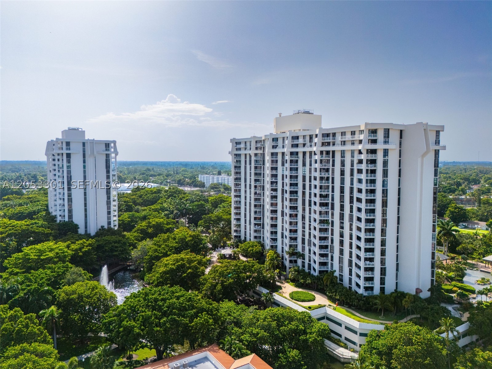 THE TOWERS OF QUAYSIDE CO - Residential