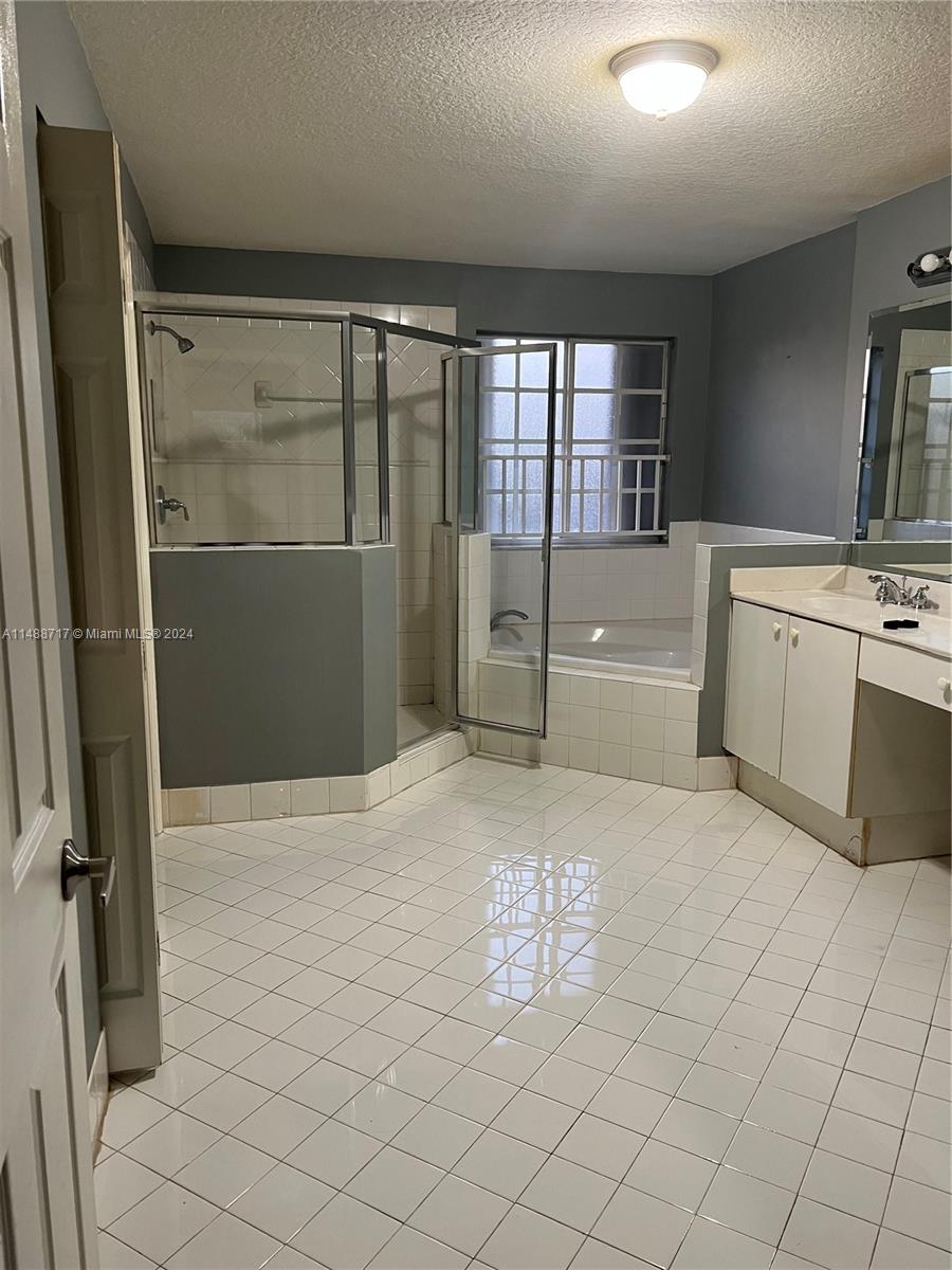 DORAL ISLES ST LUCIA - Residential Lease