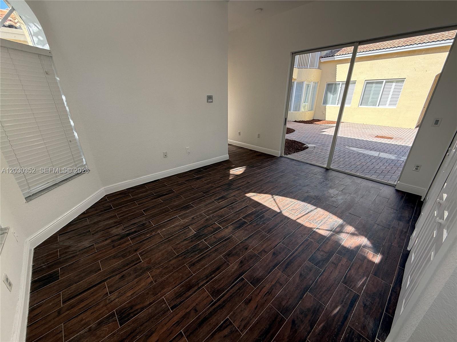 PALM ISLE ESTATES - Residential Lease