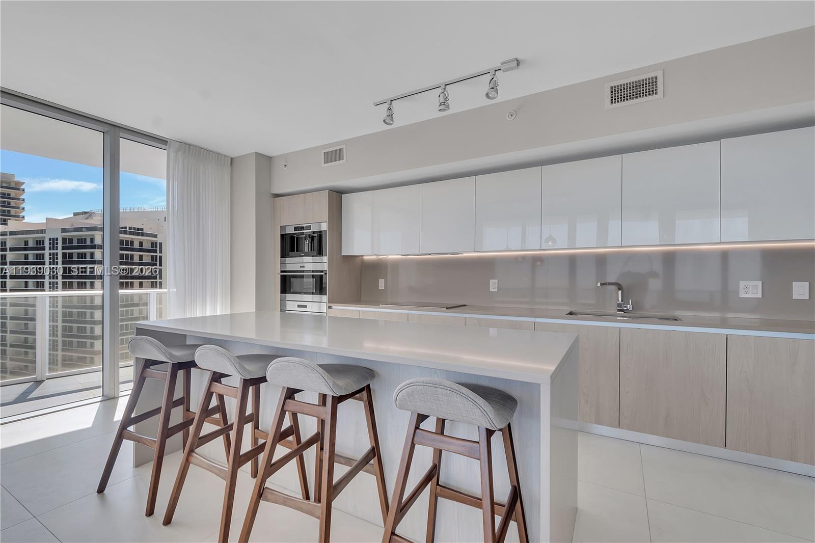 4111 SOUTH OCEAN DRIVE CO - Residential