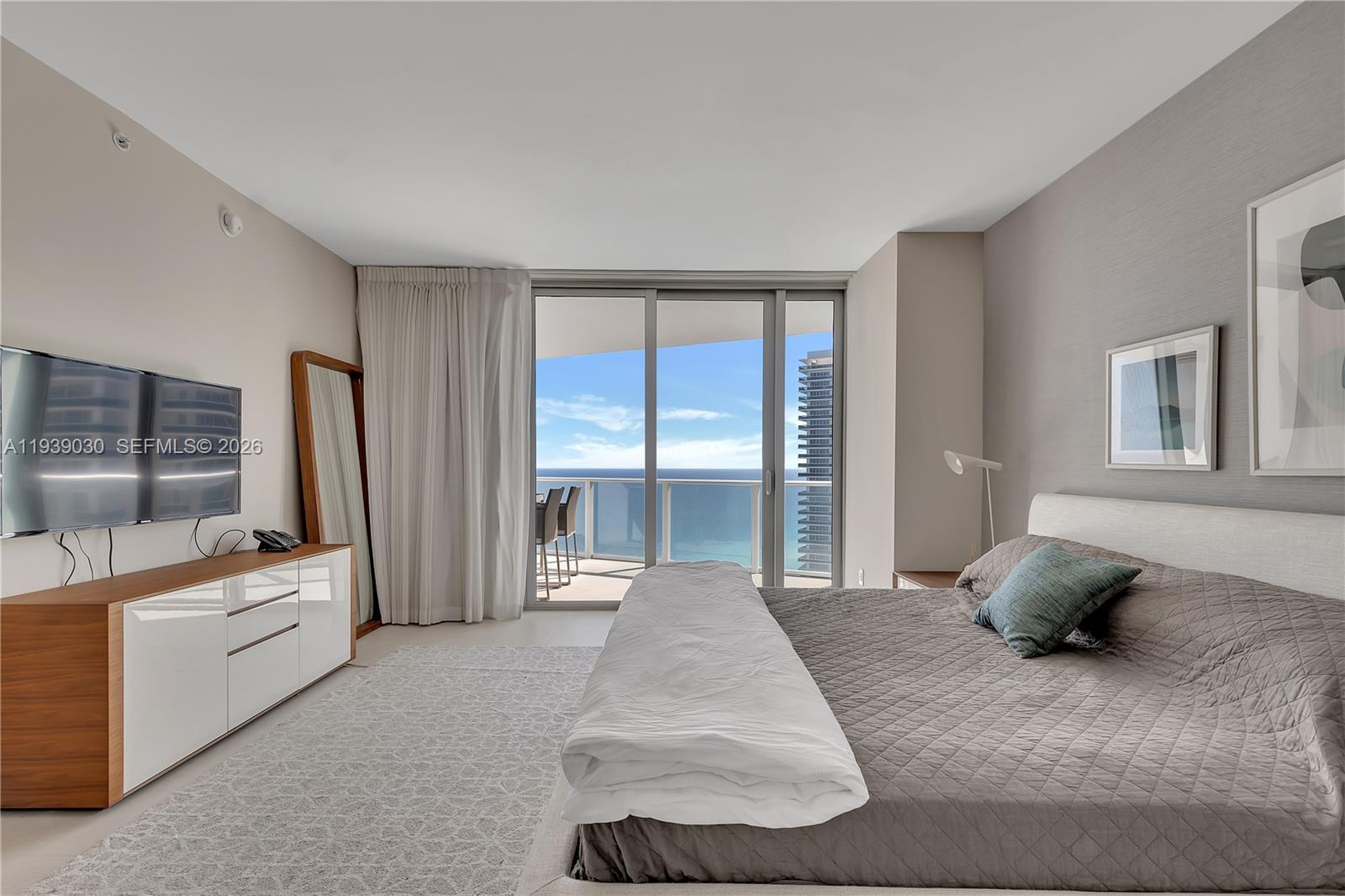 4111 SOUTH OCEAN DRIVE CO - Residential
