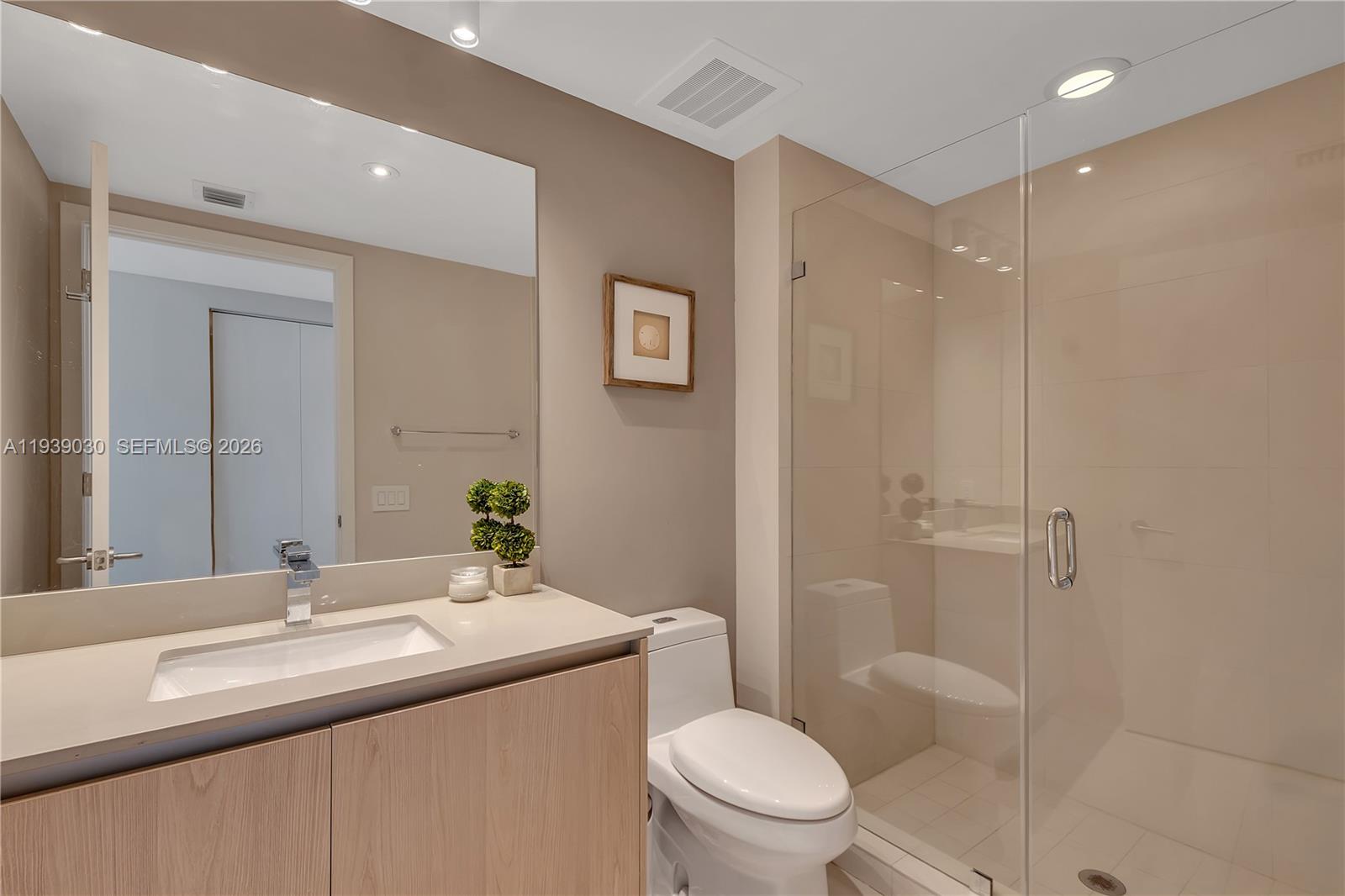 4111 SOUTH OCEAN DRIVE CO - Residential