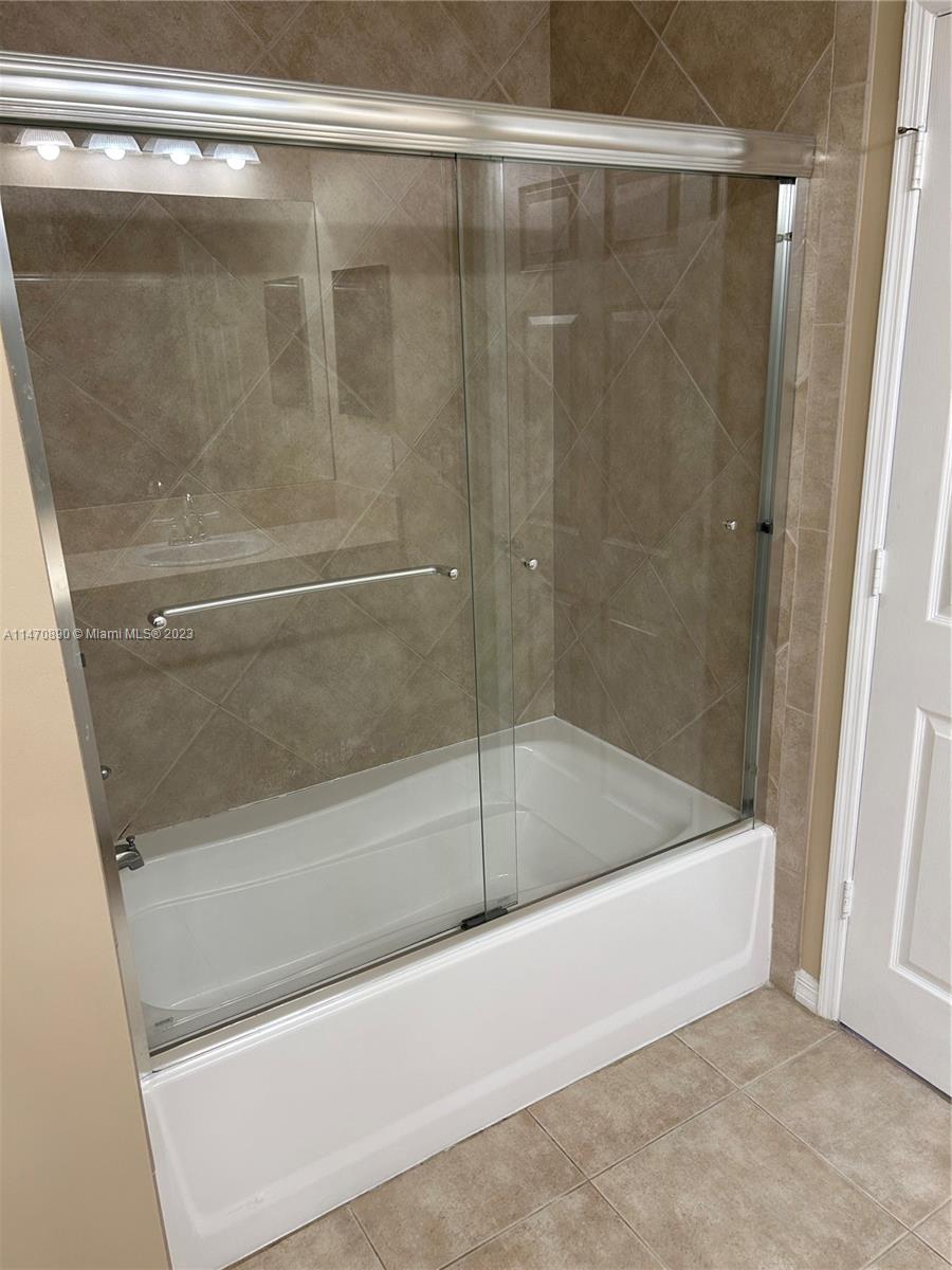 Boca Grand Condo Comm - Residential