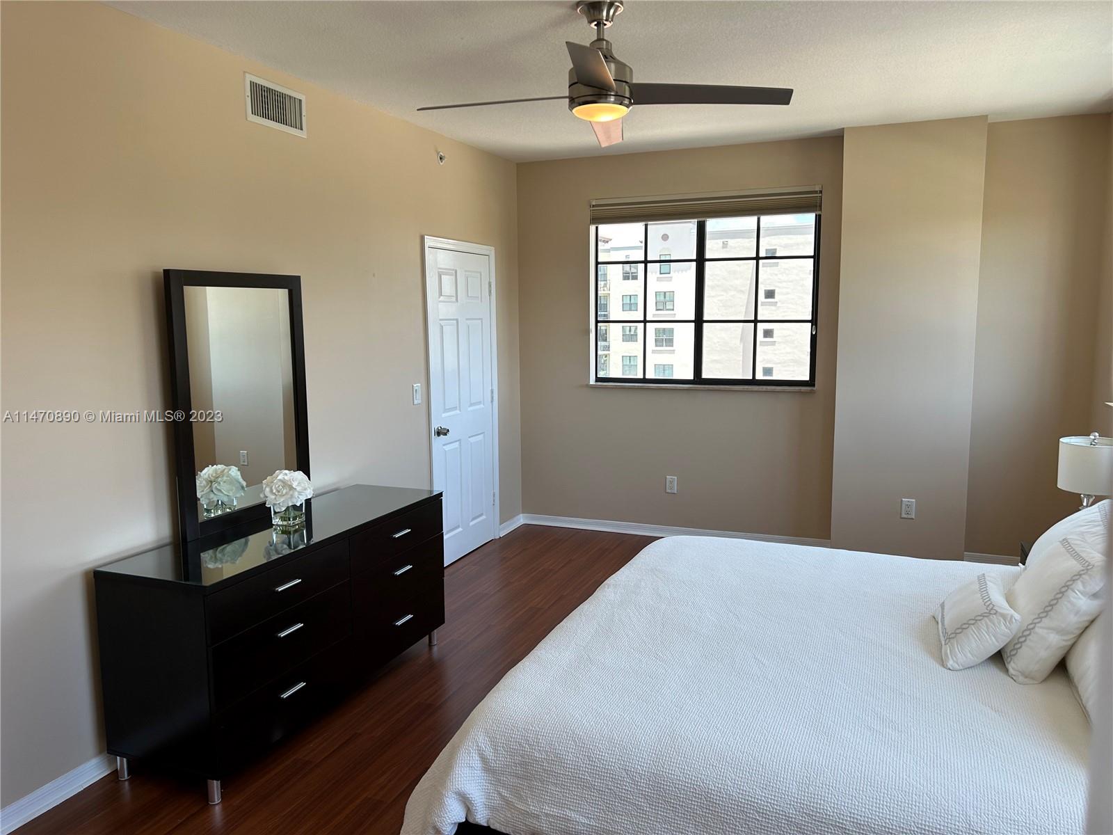 Boca Grand Condo Comm - Residential