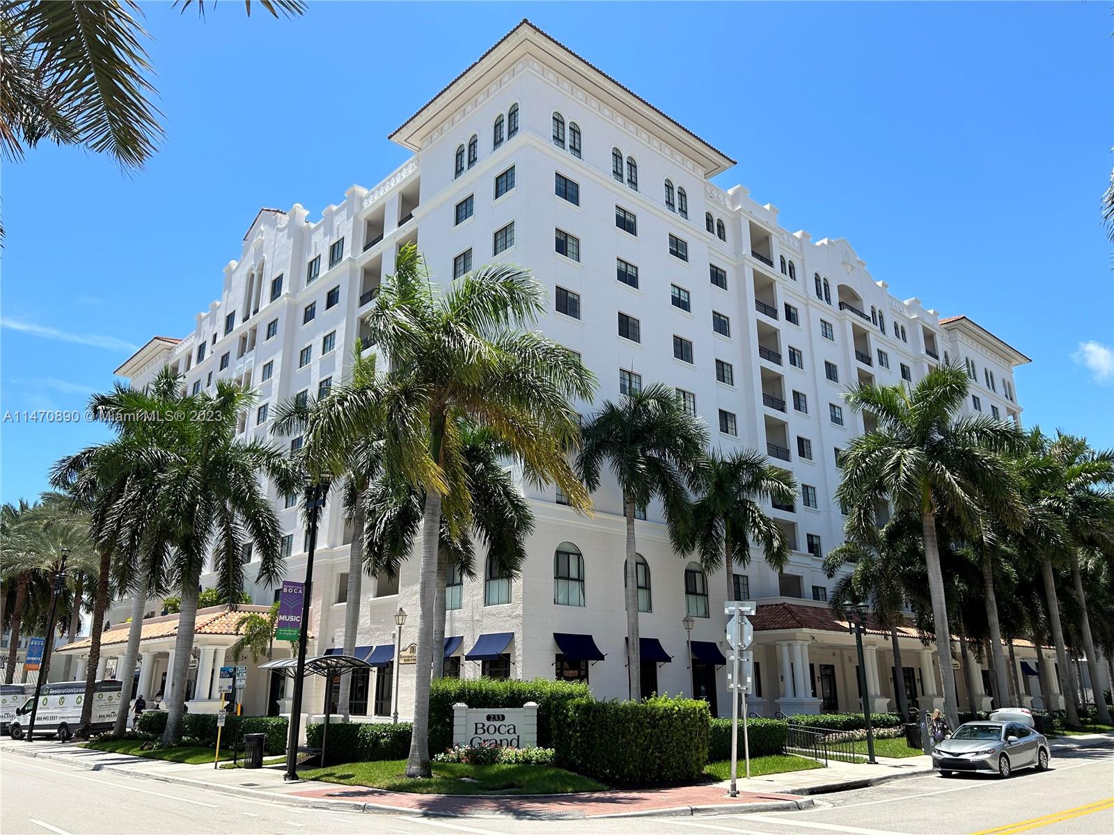 Great 3 Bedroom unit. Boca Grand condominium is a luxury condo building located in east Boca Raton, in the city's thriving downtown area. Great Amenities include: Resort-Style Pool & Spa, Valet Parking, Concierge Services, Secure Building Access, State-of-the-Art, Fitness Center, Club Room with Billiards & Full Kitchen.