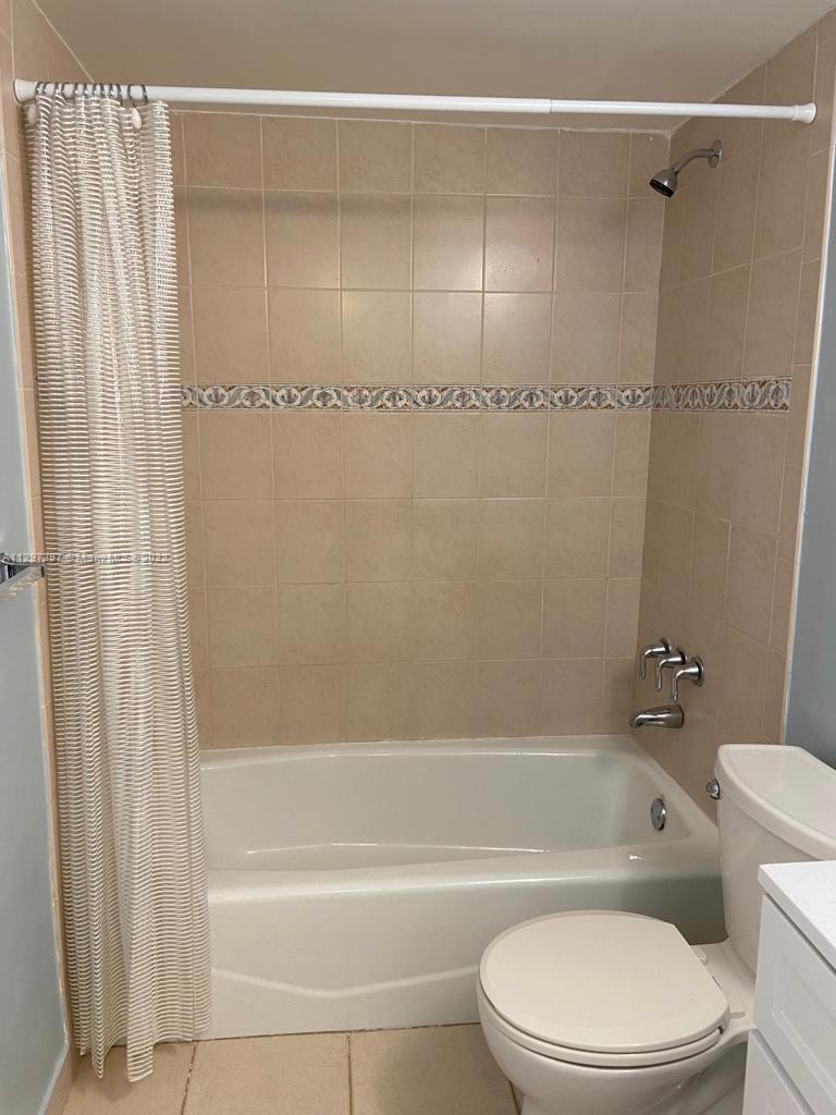 THE LEDGES CONDO - Residential Lease