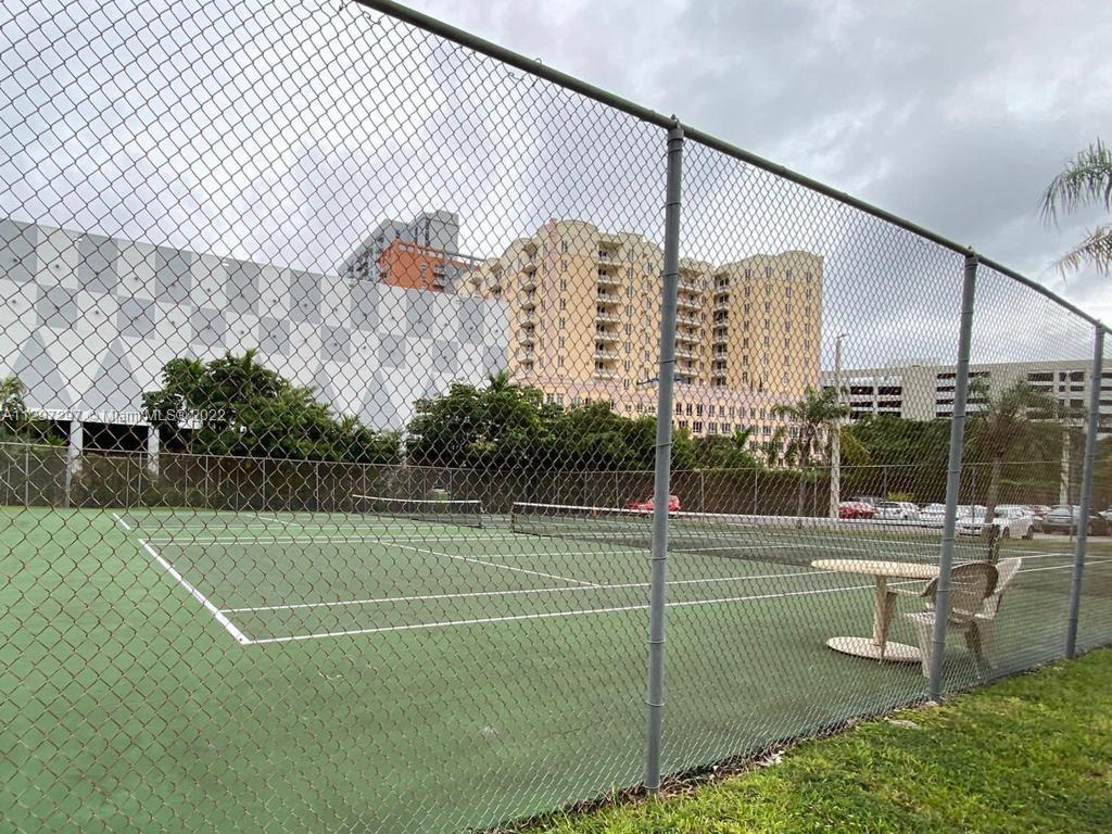 THE LEDGES CONDO - Residential Lease