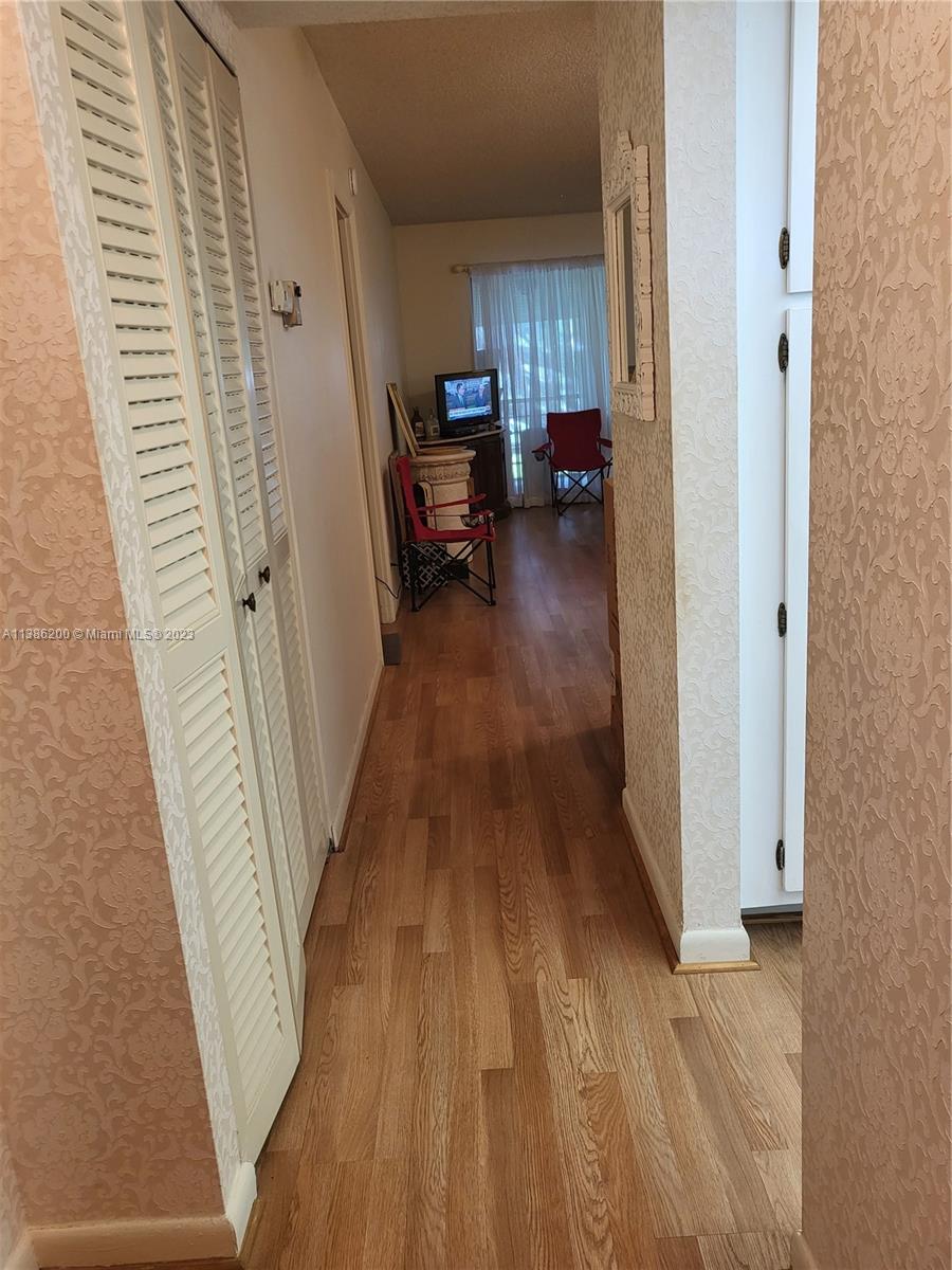 HOLIDAY SPRINGS VILLAGE 1 - Residential