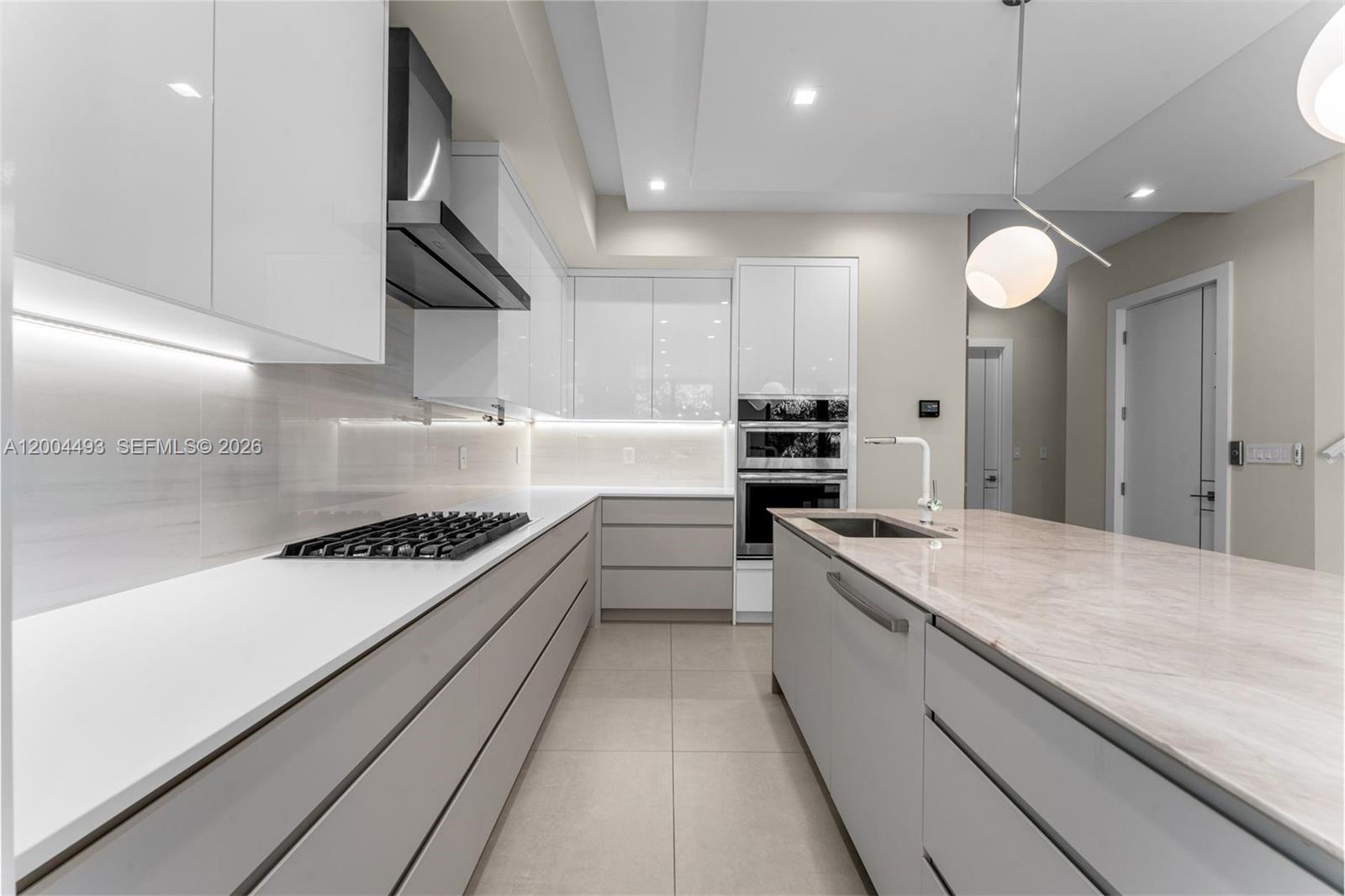 VICTORIA PARK CORR AMEN P - Residential