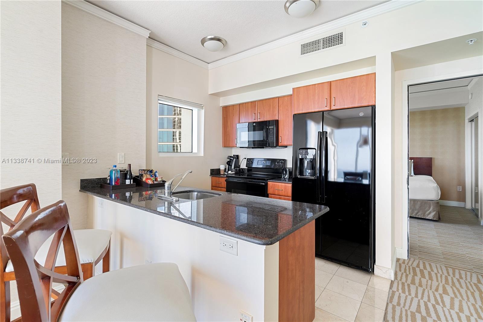 TRUMP INTERNATIONAL SONES - Residential