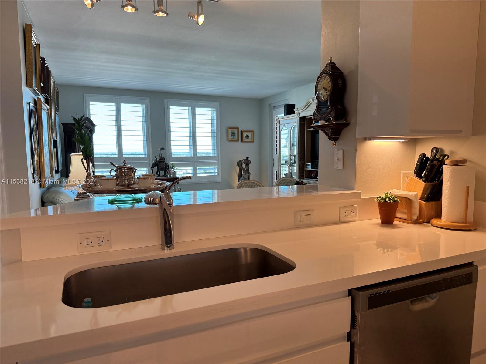 TOSCANO CONDO - Residential Lease