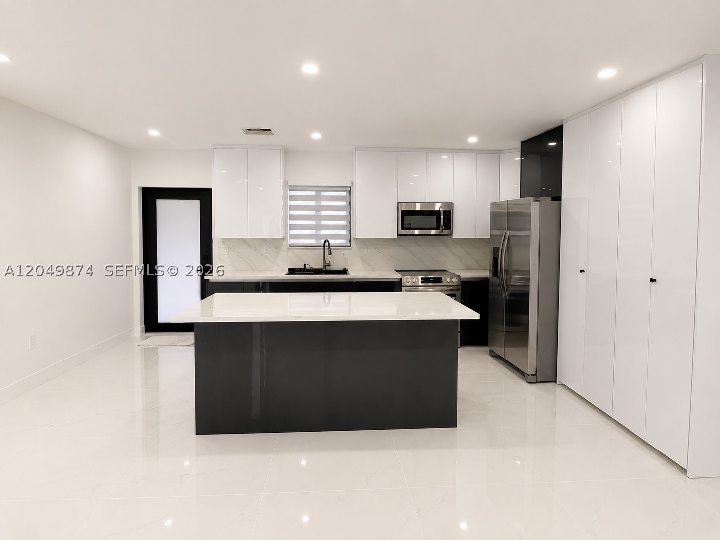 MARCIA-JANE SUB - Residential