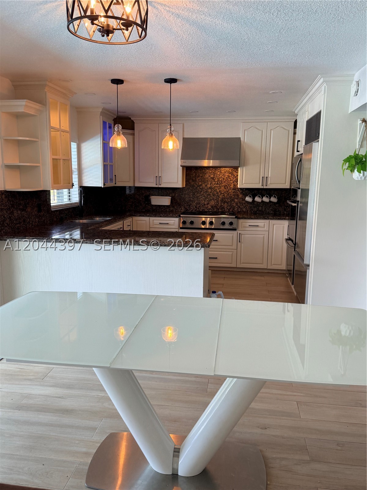 TRAILS OF EL RANCHO ACRES - Residential Lease