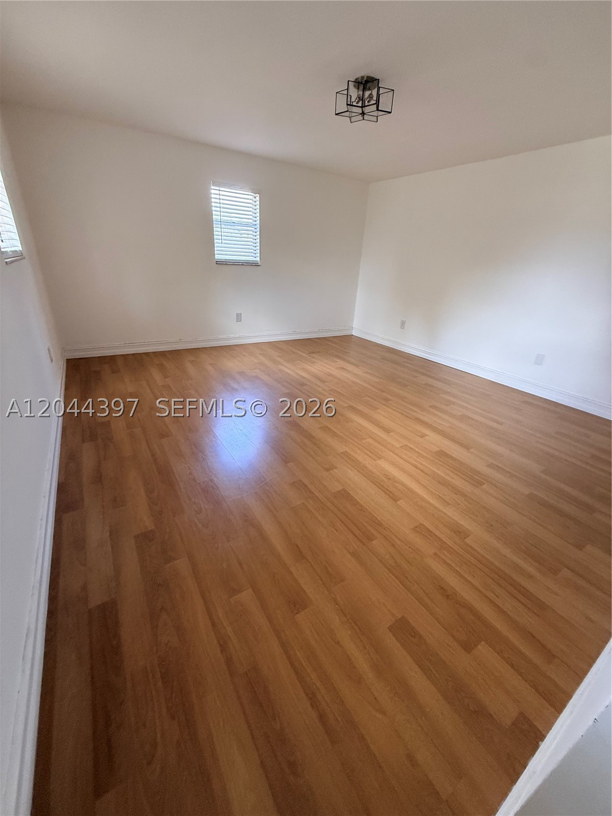 TRAILS OF EL RANCHO ACRES - Residential Lease