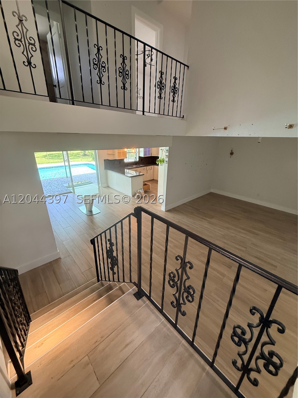 TRAILS OF EL RANCHO ACRES - Residential Lease