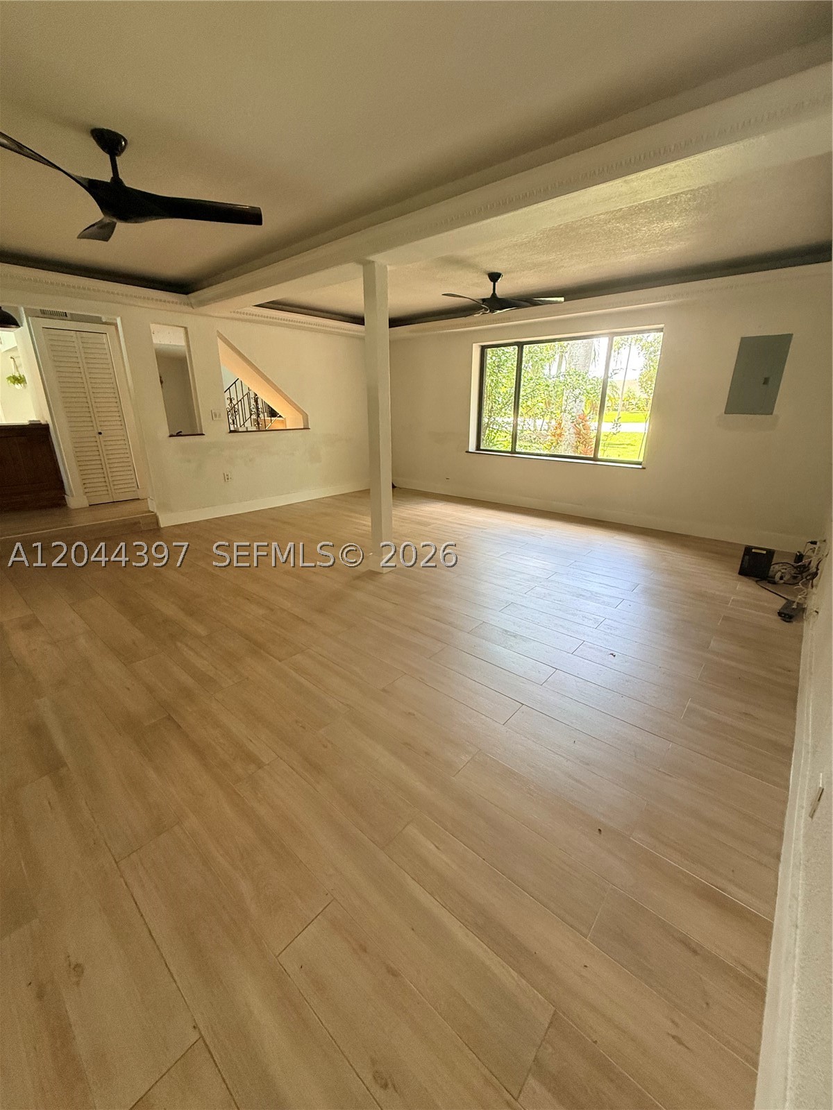 TRAILS OF EL RANCHO ACRES - Residential Lease