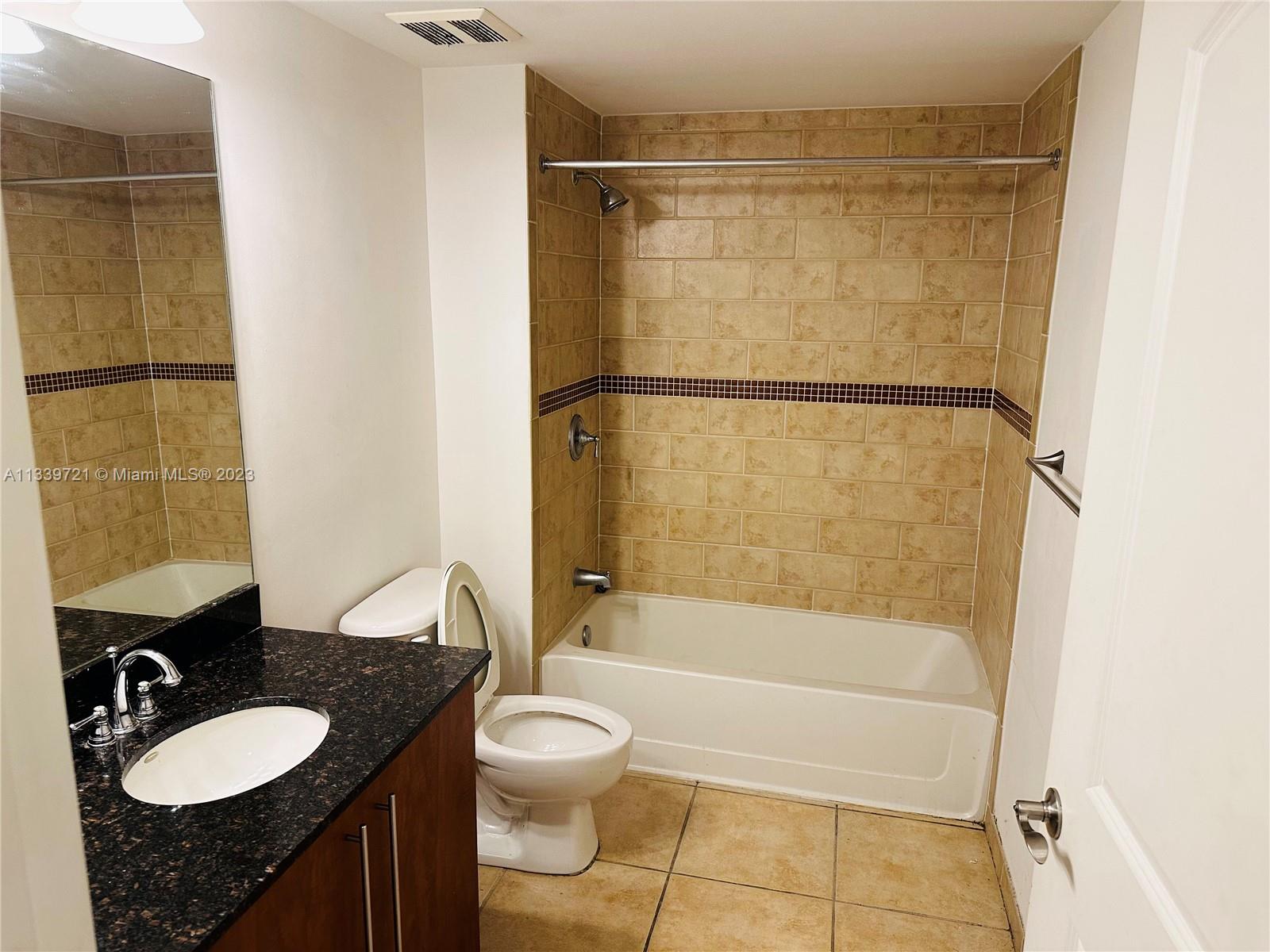 TOSCANO CONDO - Residential