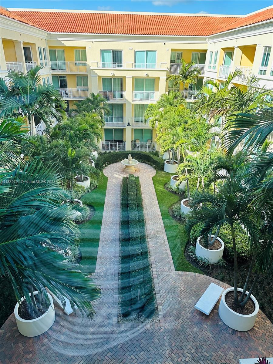 TOSCANO CONDO - Residential
