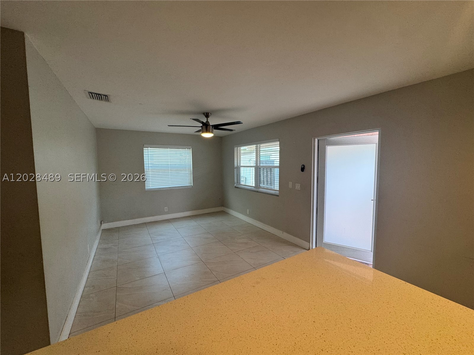 HOLLYWOOD ENTRADA AMENDED - Residential Lease