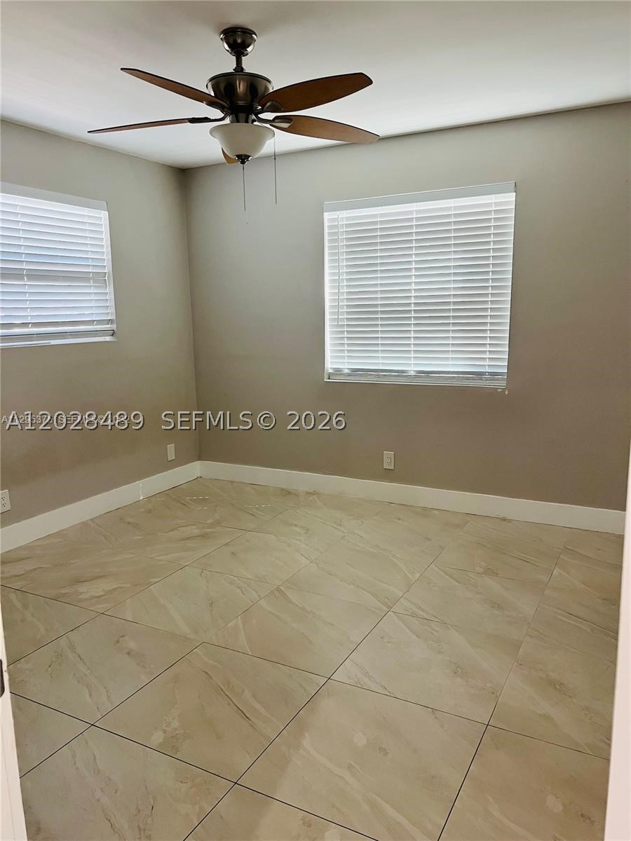 HOLLYWOOD ENTRADA AMENDED - Residential Lease