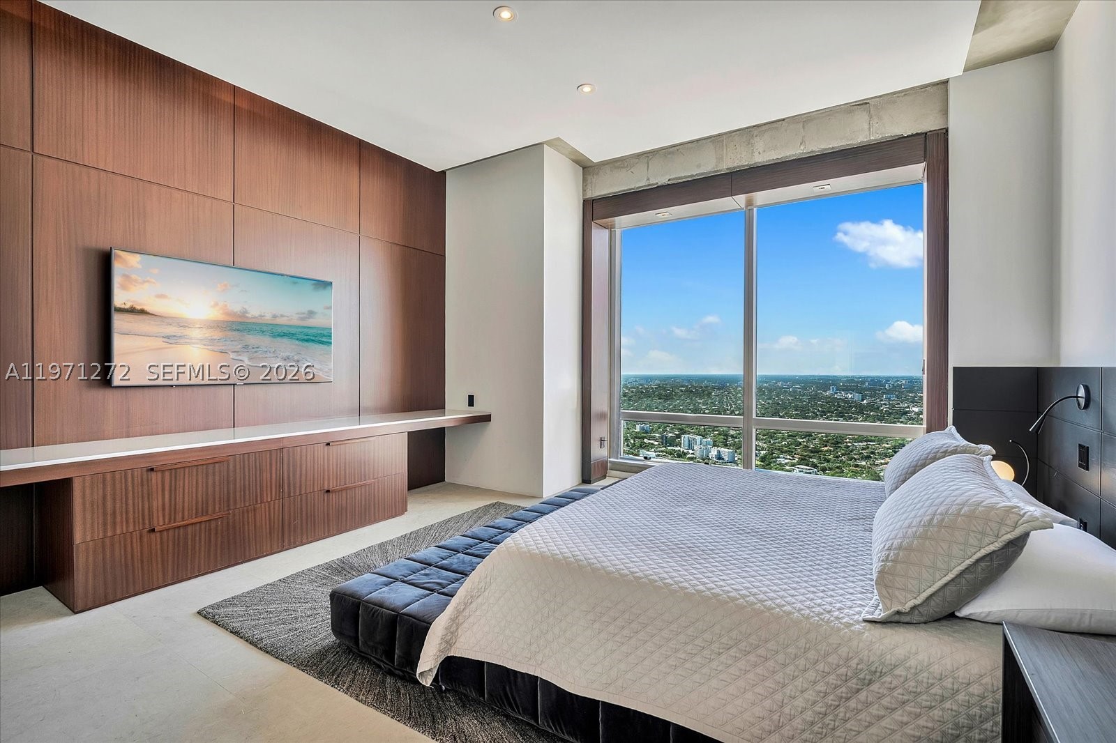 MILLENNIUM TOWER RESIDENC - Residential