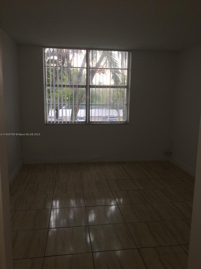 MONTECARLO CONDO - Residential
