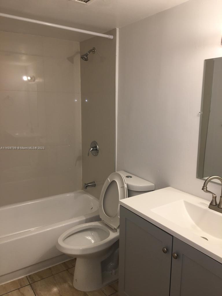 MONTECARLO CONDO - Residential