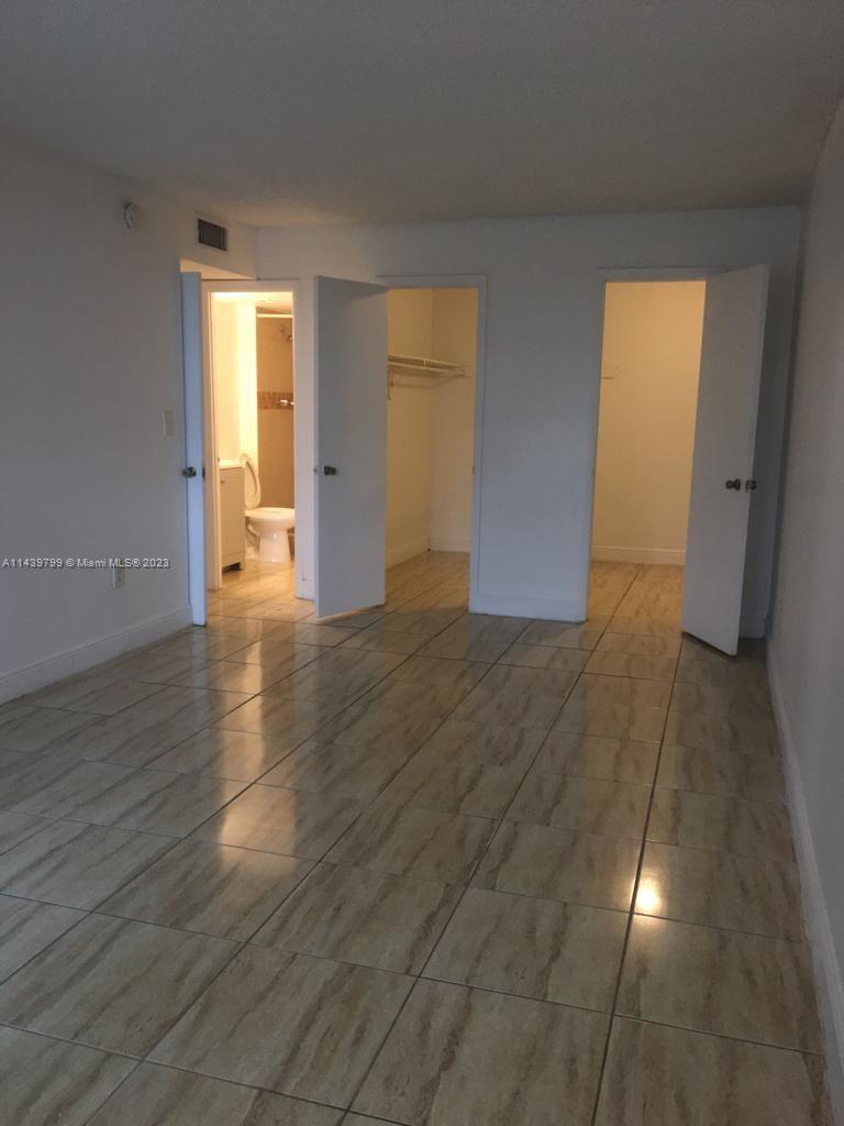 MONTECARLO CONDO - Residential