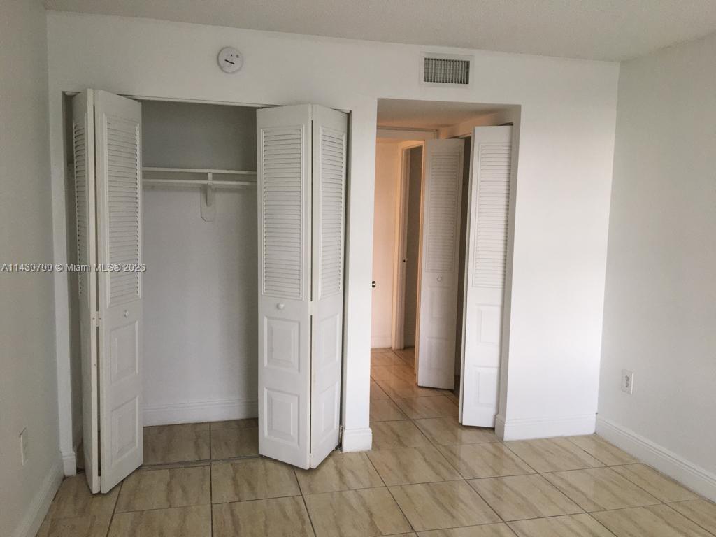 MONTECARLO CONDO - Residential