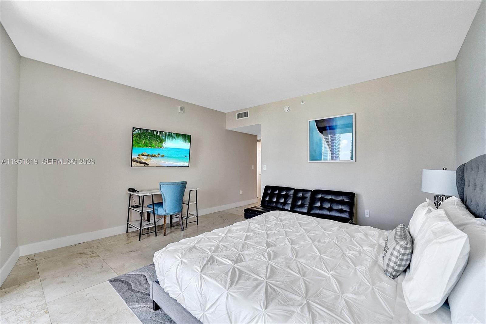 BEACHWALK CONDOMINIUM - Residential
