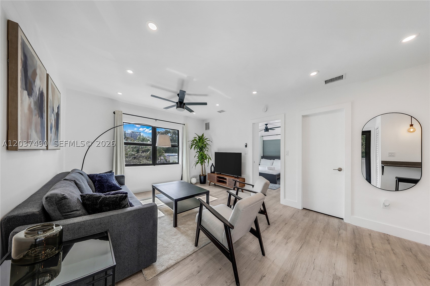 WYNDWOOD PARK - Residential Income