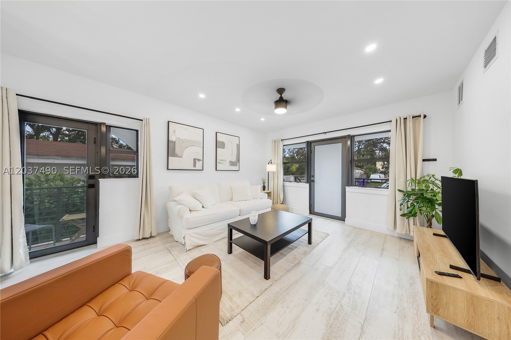 WYNDWOOD PARK - Residential Income