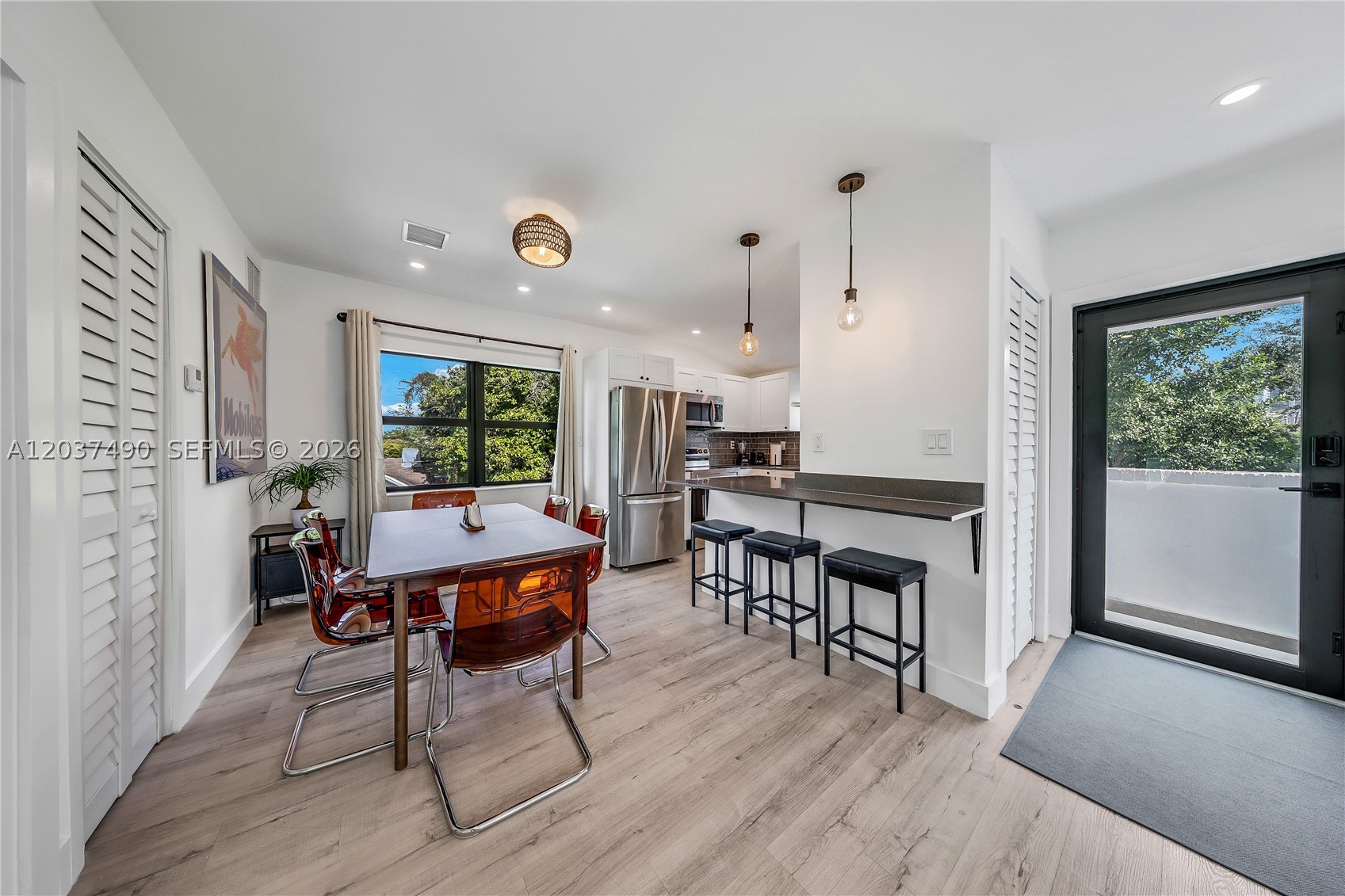 WYNDWOOD PARK - Residential Income