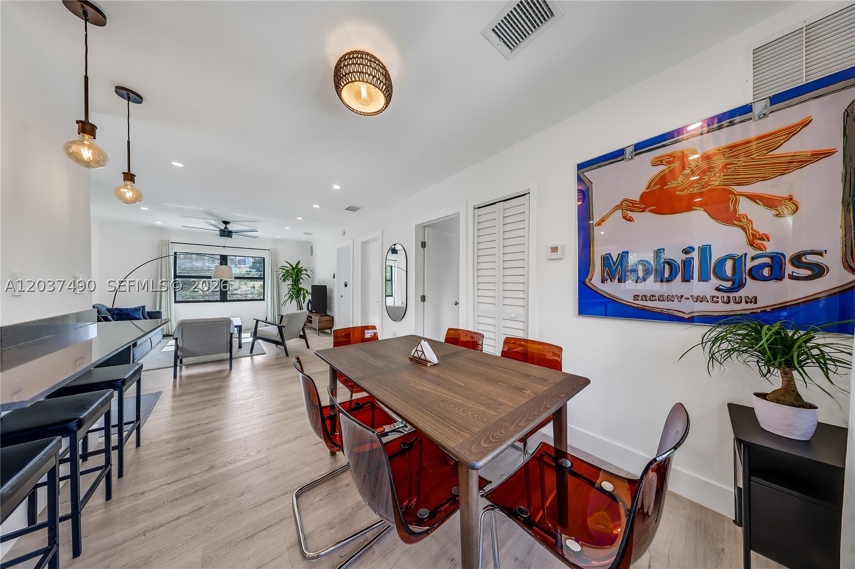WYNDWOOD PARK - Residential Income