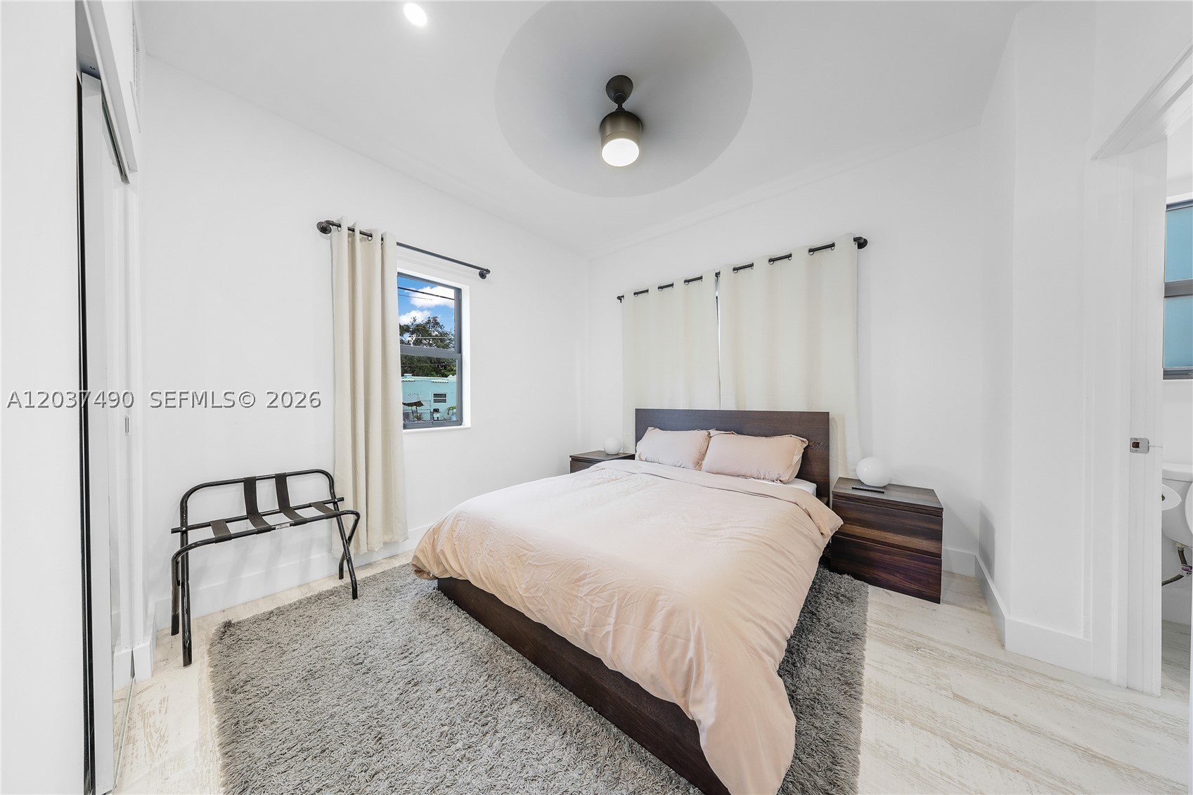 WYNDWOOD PARK - Residential Income
