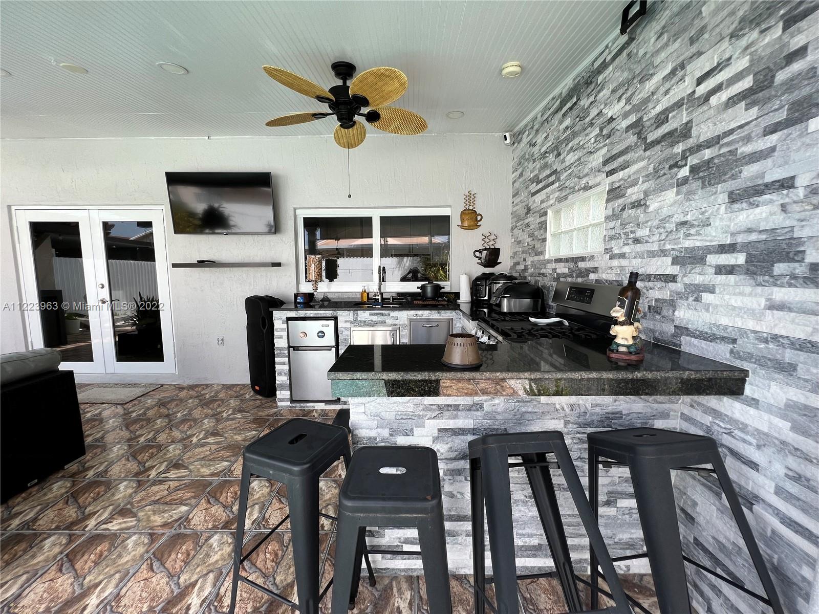 MONACO DREAM HOMES - Residential