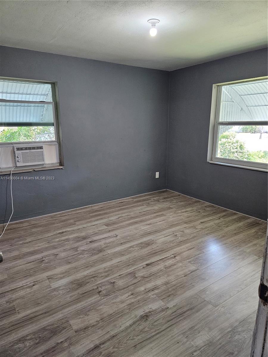 MIAMI GARDENS ESTATES - Residential Lease