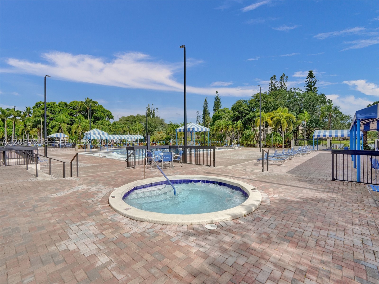 TOWNSHIP APPLEWOOD IV - Residential