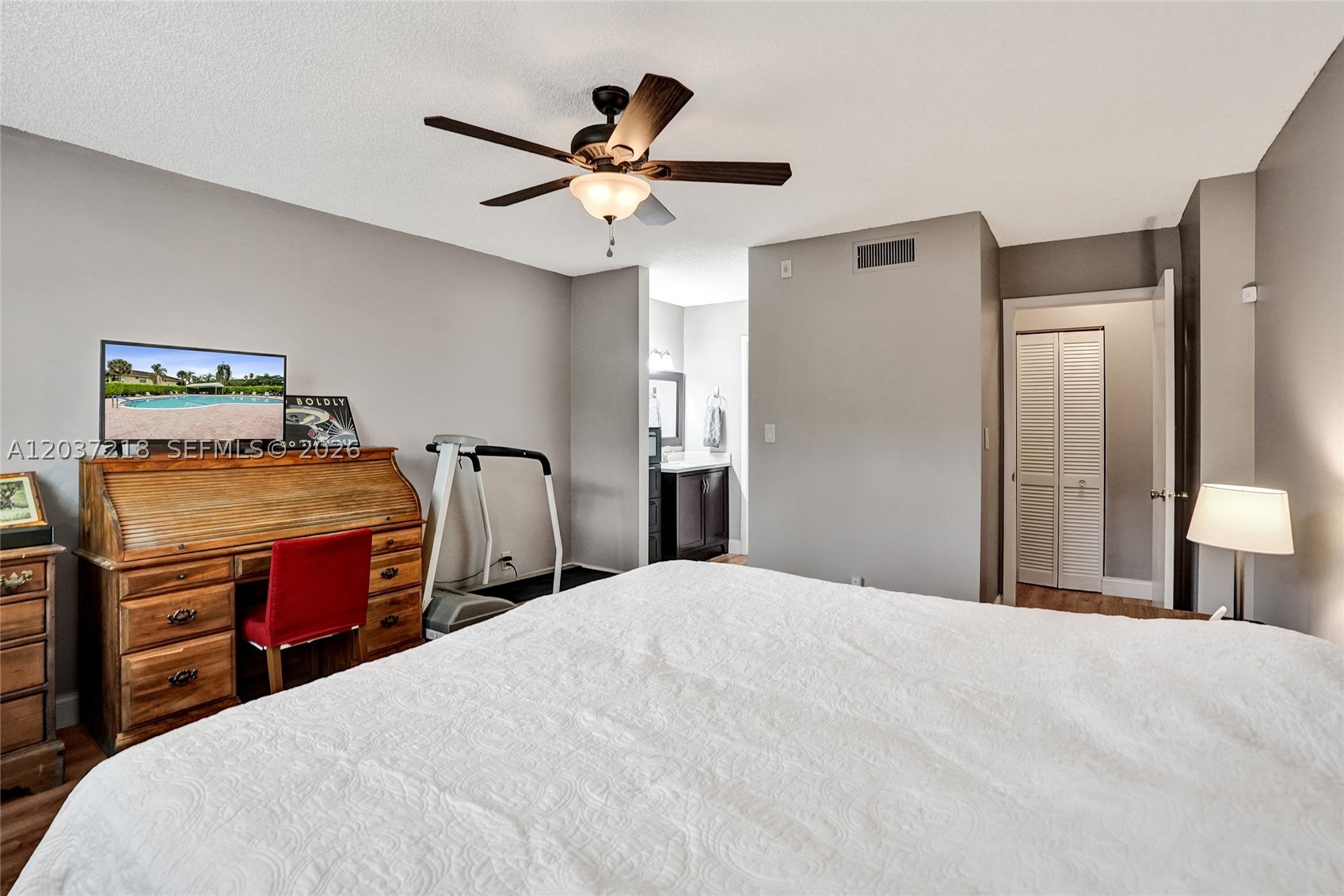 TOWNSHIP APPLEWOOD IV - Residential