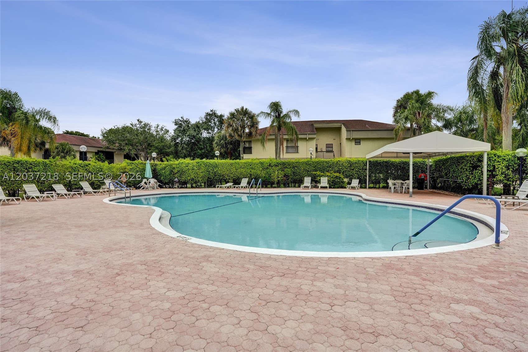 TOWNSHIP APPLEWOOD IV - Residential
