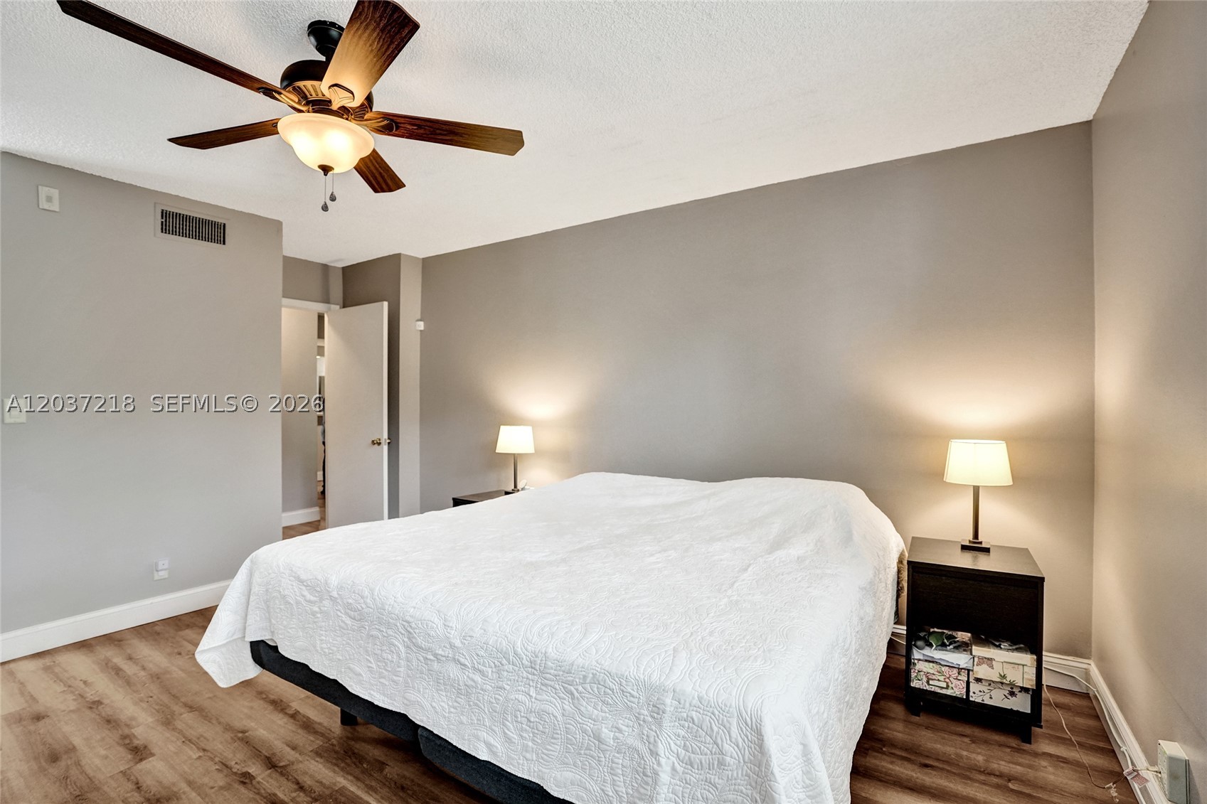 TOWNSHIP APPLEWOOD IV - Residential